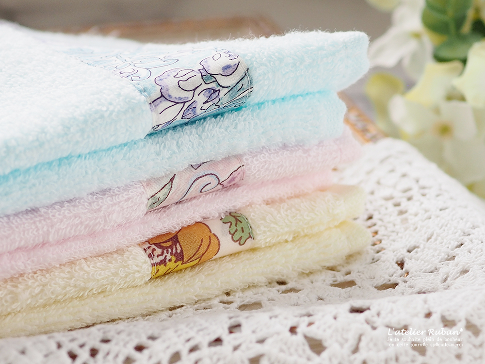 本日夜10時～：7月おすすめシュシュ販売開始です。