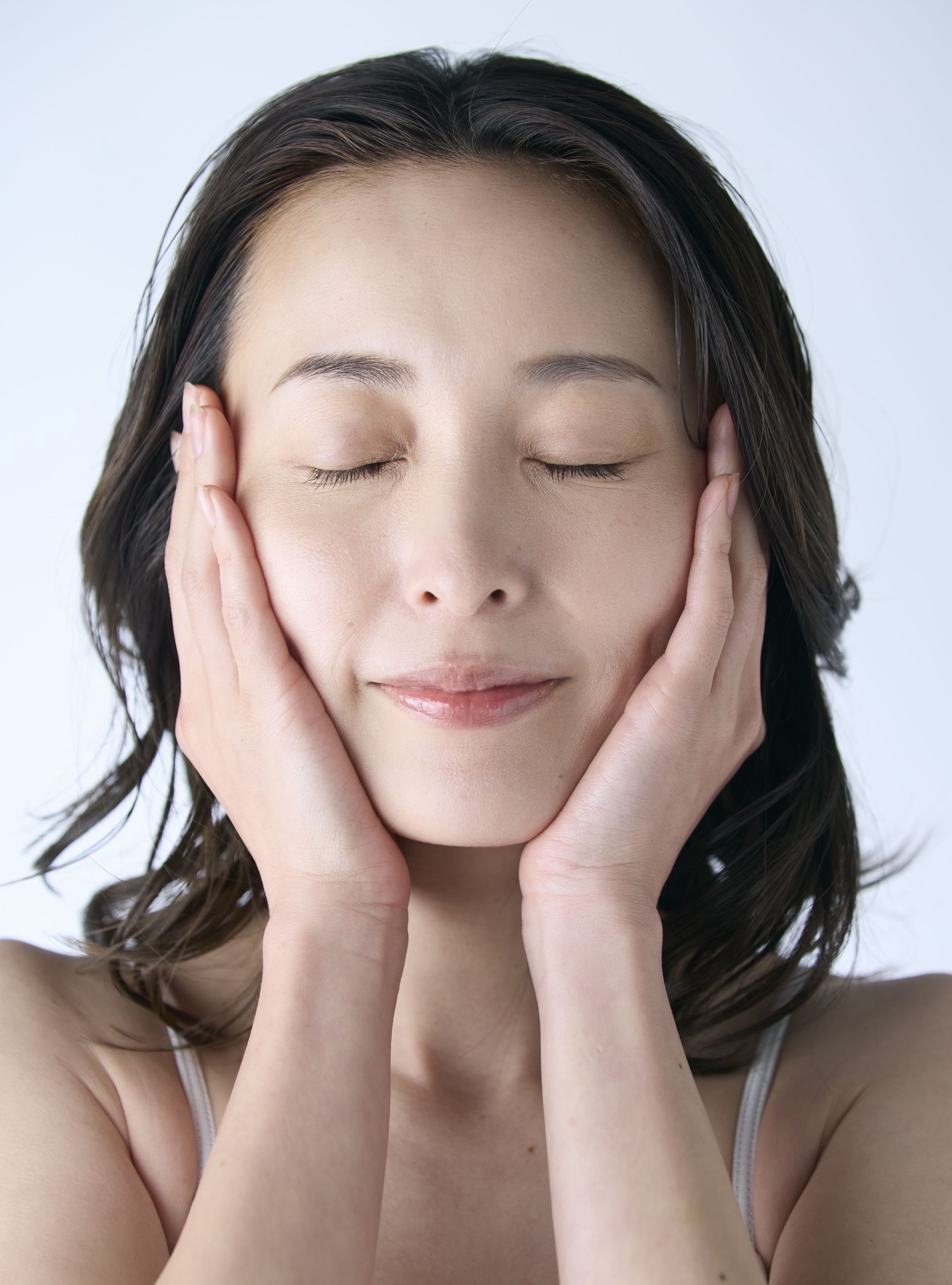 お肌が"酸化"するとどうなる?知らないうちに進む「肌老化のサイン」とは