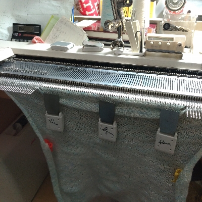 4.　機械で編む