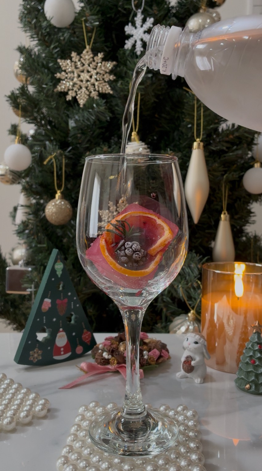 ハイビスカスティーのアイスキューブ🌺