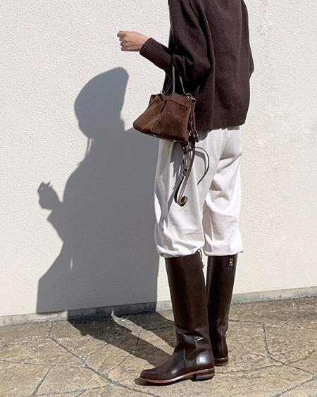 【コーデ２】ovonirアイテムでコーディネイト/ロングブーツ×ovonirジョガーパンツ