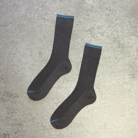 【新商品 メンズソックス】卵殻膜由来の繊維で、上質な肌当たりを実現しました。