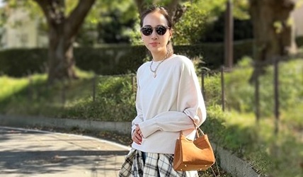 【コーデ１】ovonirアイテムでコーディネイト/デニムパンツ×ovonirのプルオーバー