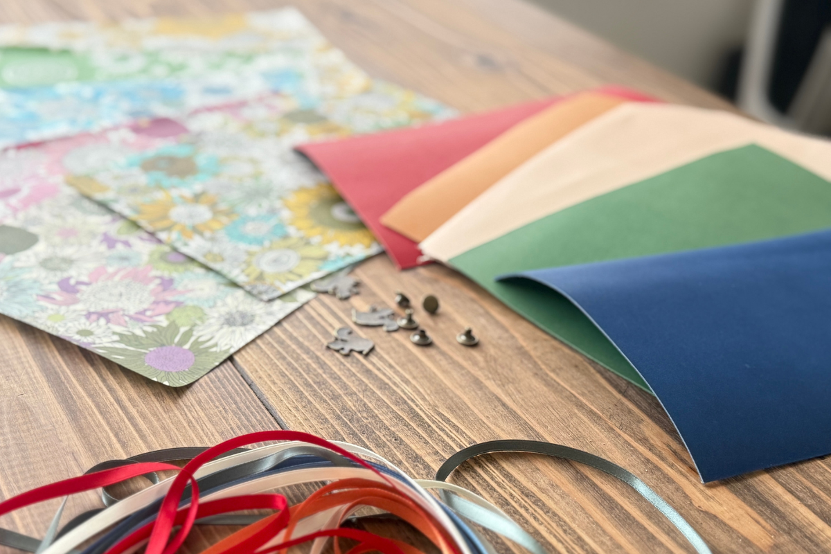 🌳「革のぬくもり」と「リバティの彩り」を一冊に