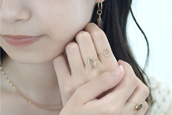 スタッフおすすめ。見て真似するだけの「重ね付け」や「色合わせ」スタイリング術