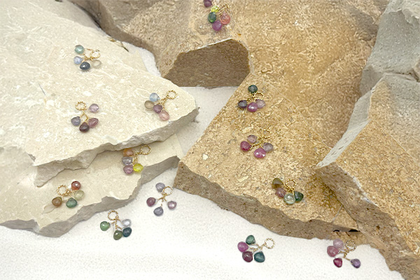 第2弾!毎日を彩る「マルチサファイヤチャーム」の名前の由来