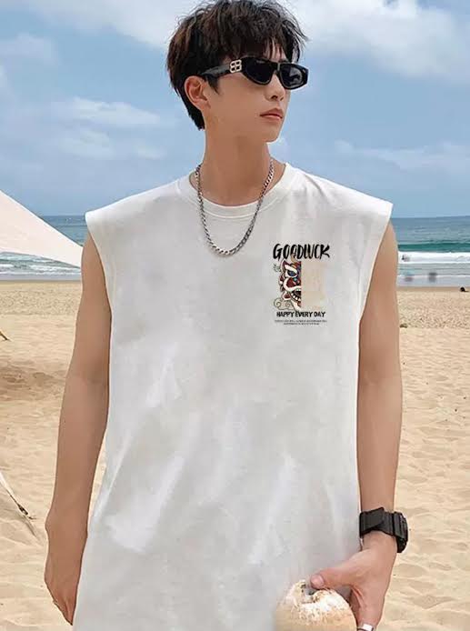 袖なし　Tシャツ