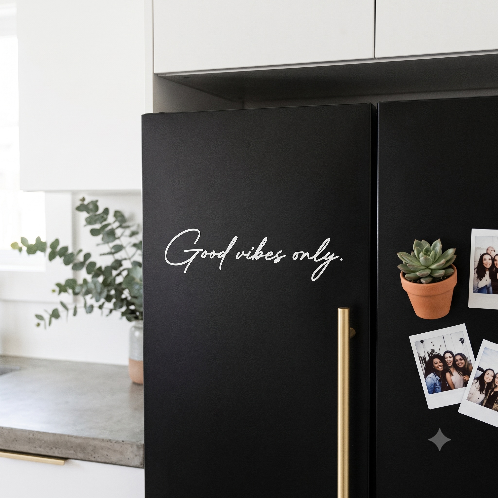 良い空気感（バイブス）だけを満たすお部屋。Good vibes only. モダンウォールステッカー