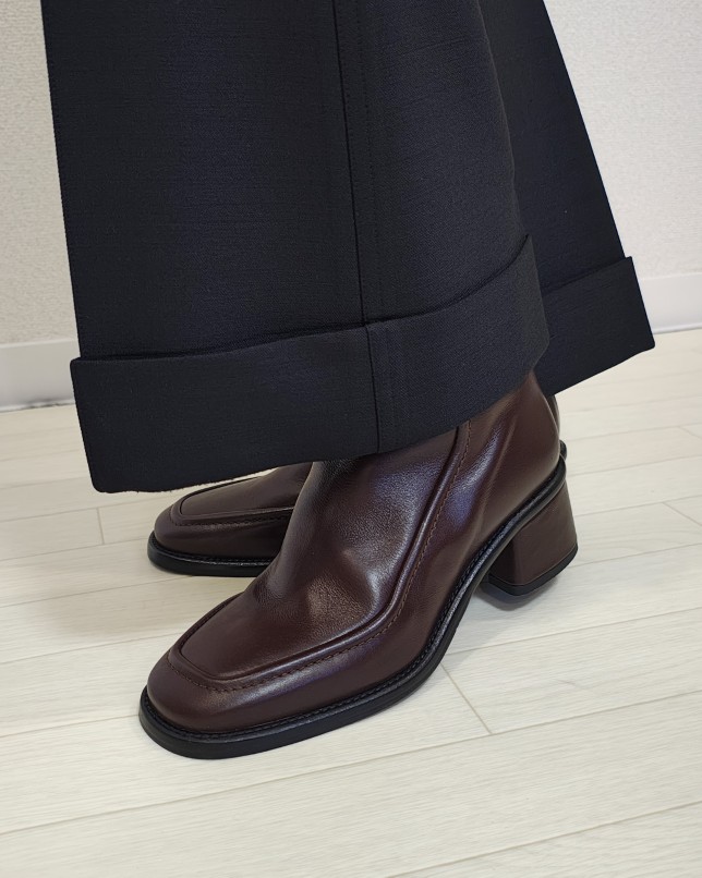 モカ縫いショートブーツ