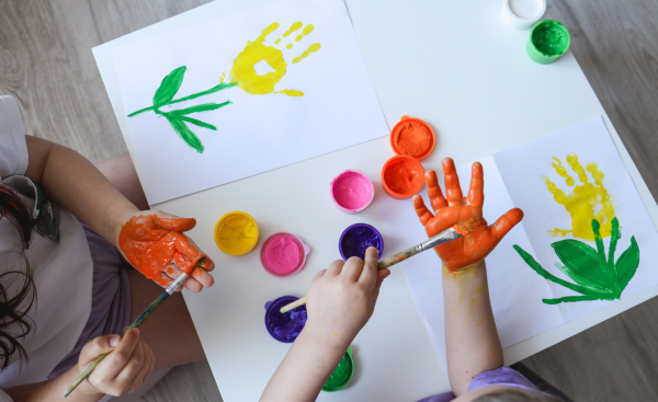 🎨子どもたちもワクワク! 夏の壁面づくりアイデア