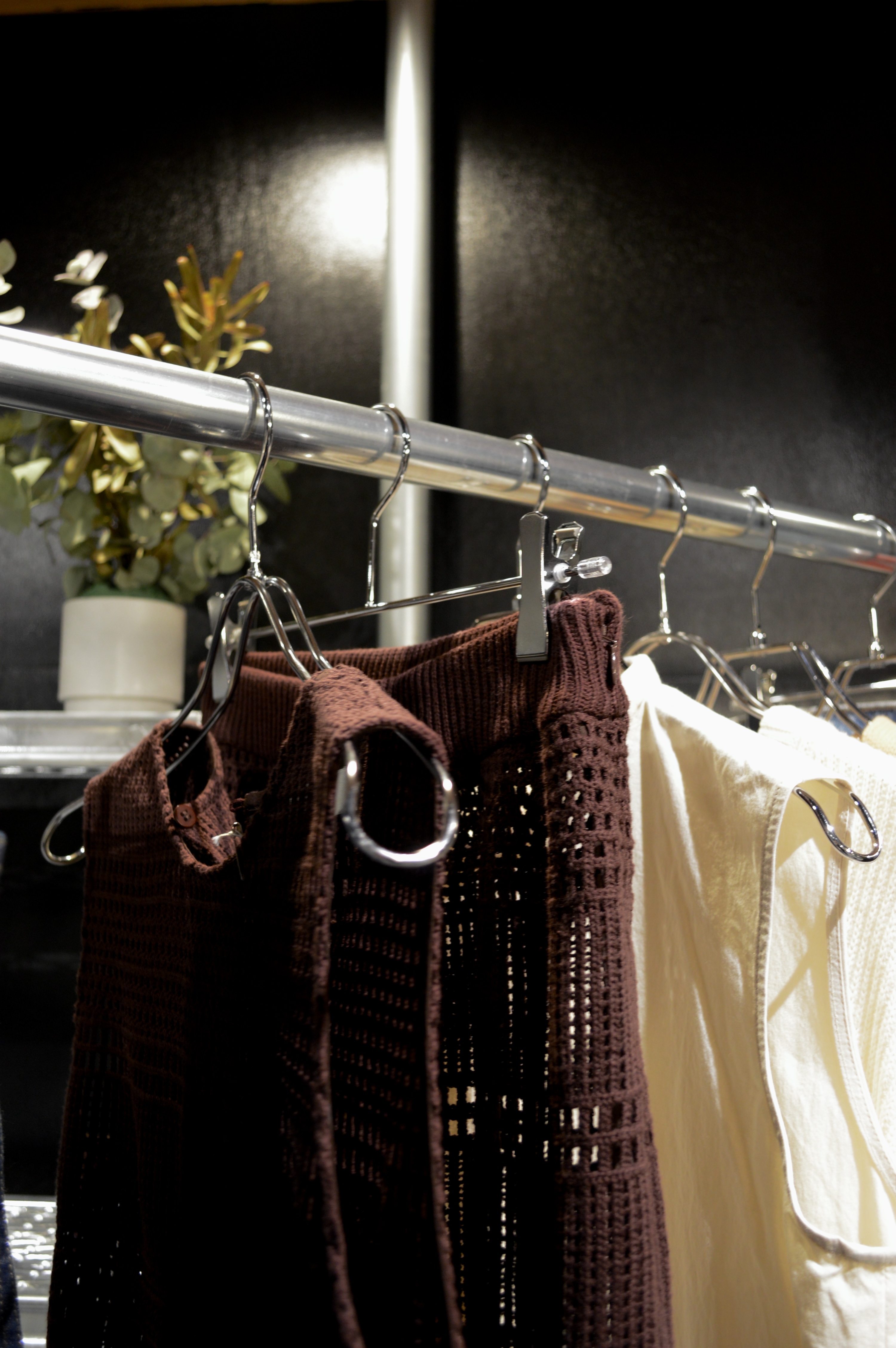 Womens Brand Used Pop Up