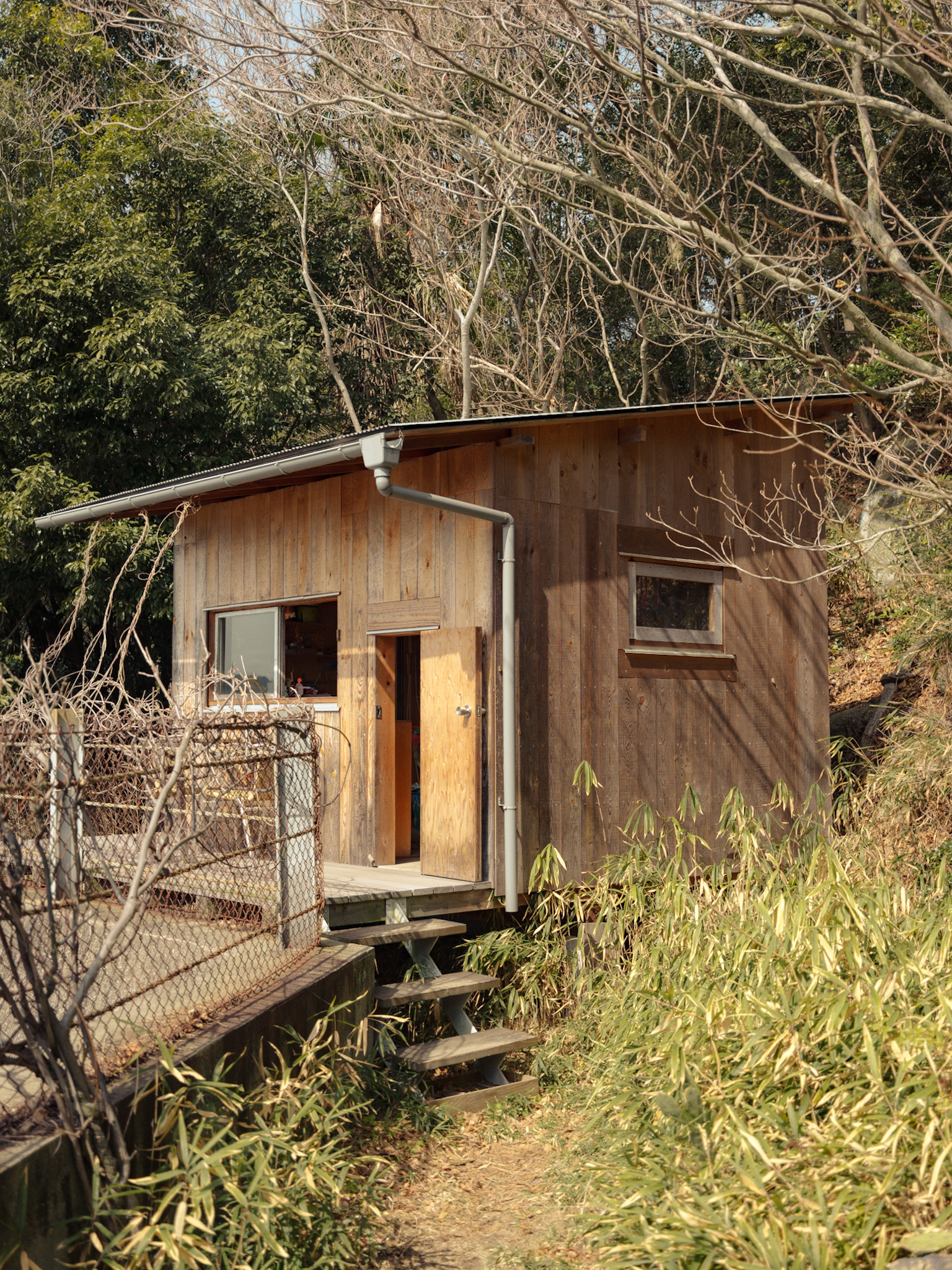 岩尾家の、ワンダーな小屋