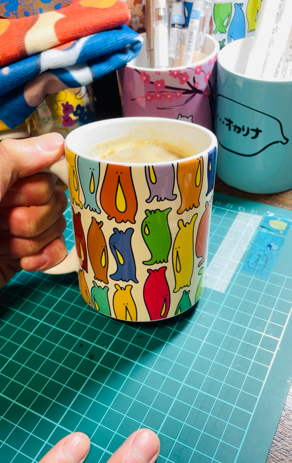 イラスト制作中のコーヒーブレイクwith ロングUNYOマグ