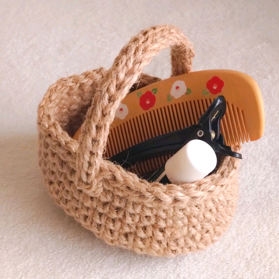 麻紐ミニかごのある暮らし｜小物入れ・インテリア・寄せ植えの活用アイデア