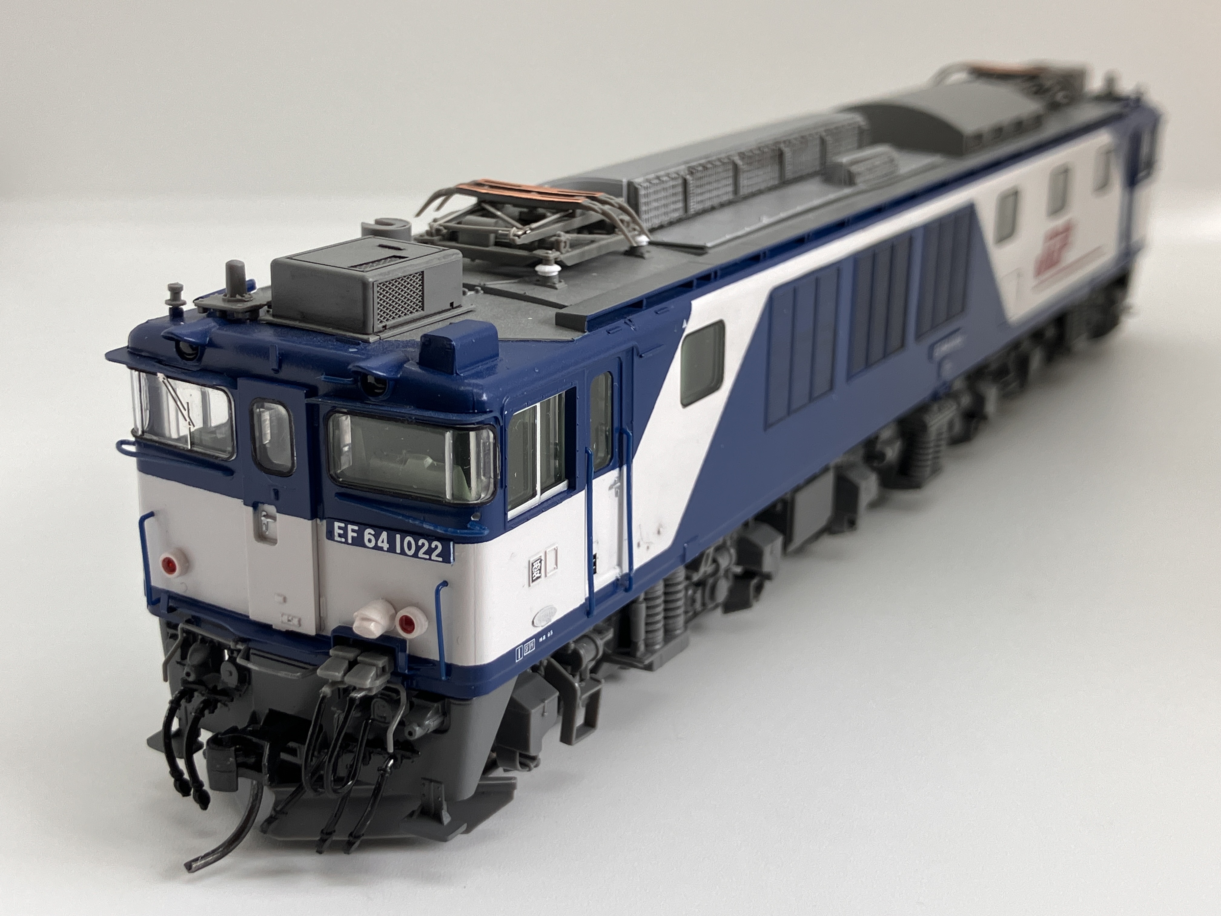 TOMIX製 EF64-1000 のディティールアップ作業について