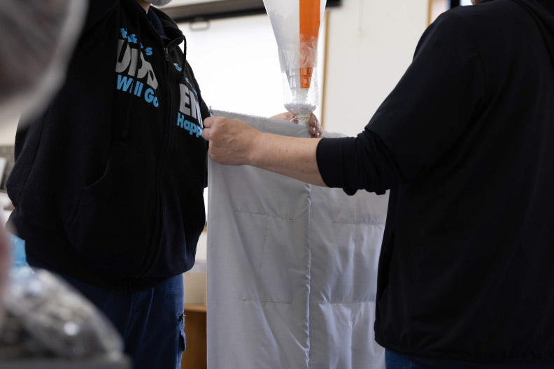 一つひとつ手作業による過程