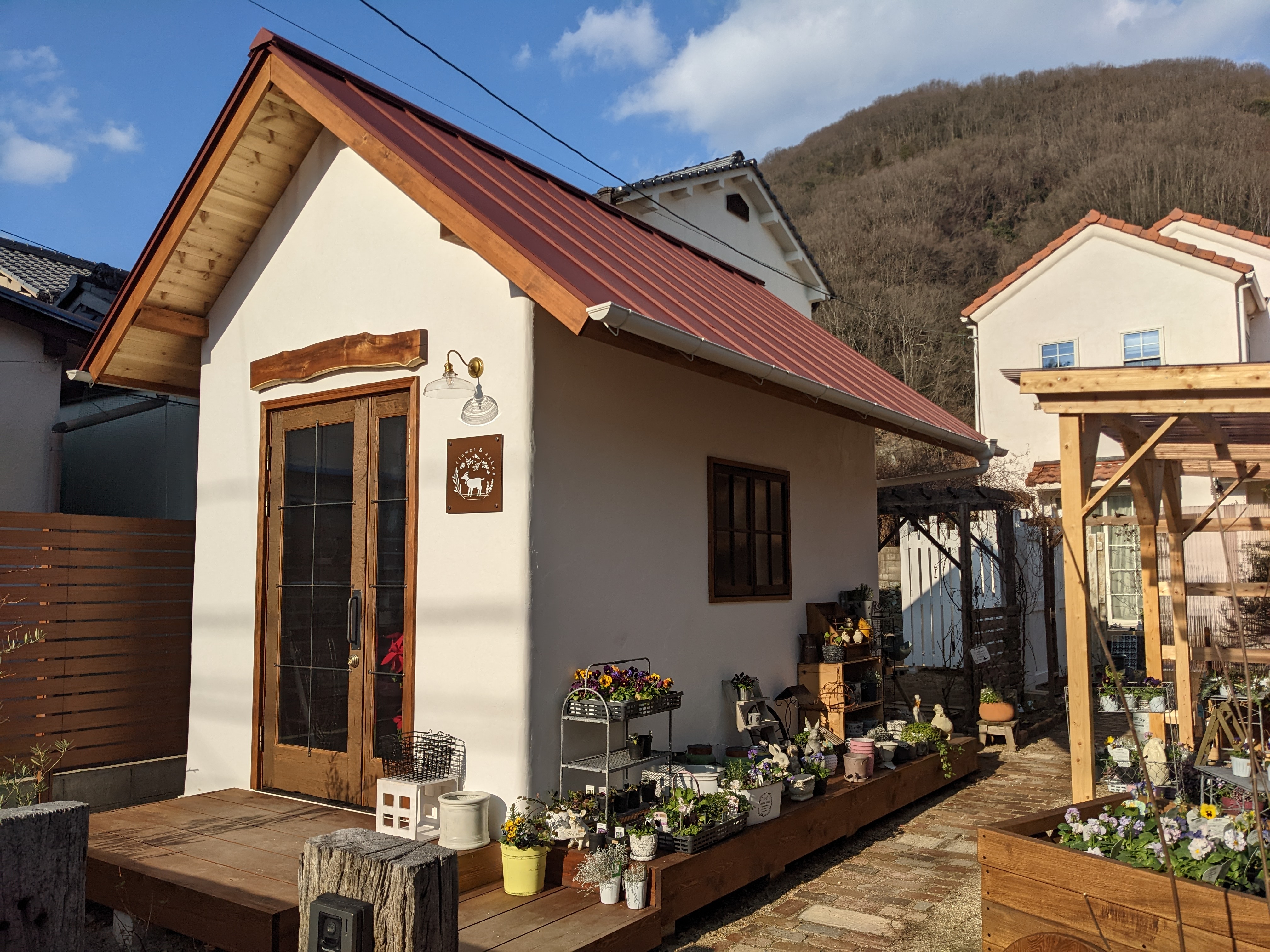 花と雑貨ヤギツカイノアトリ ブログはじめます。