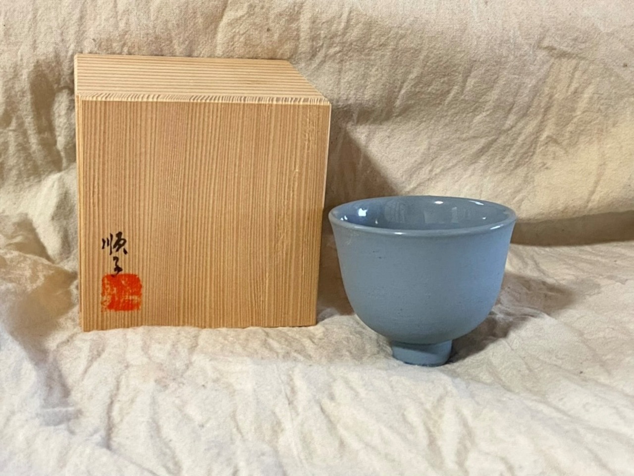 手のひらの中の、やさしい紫