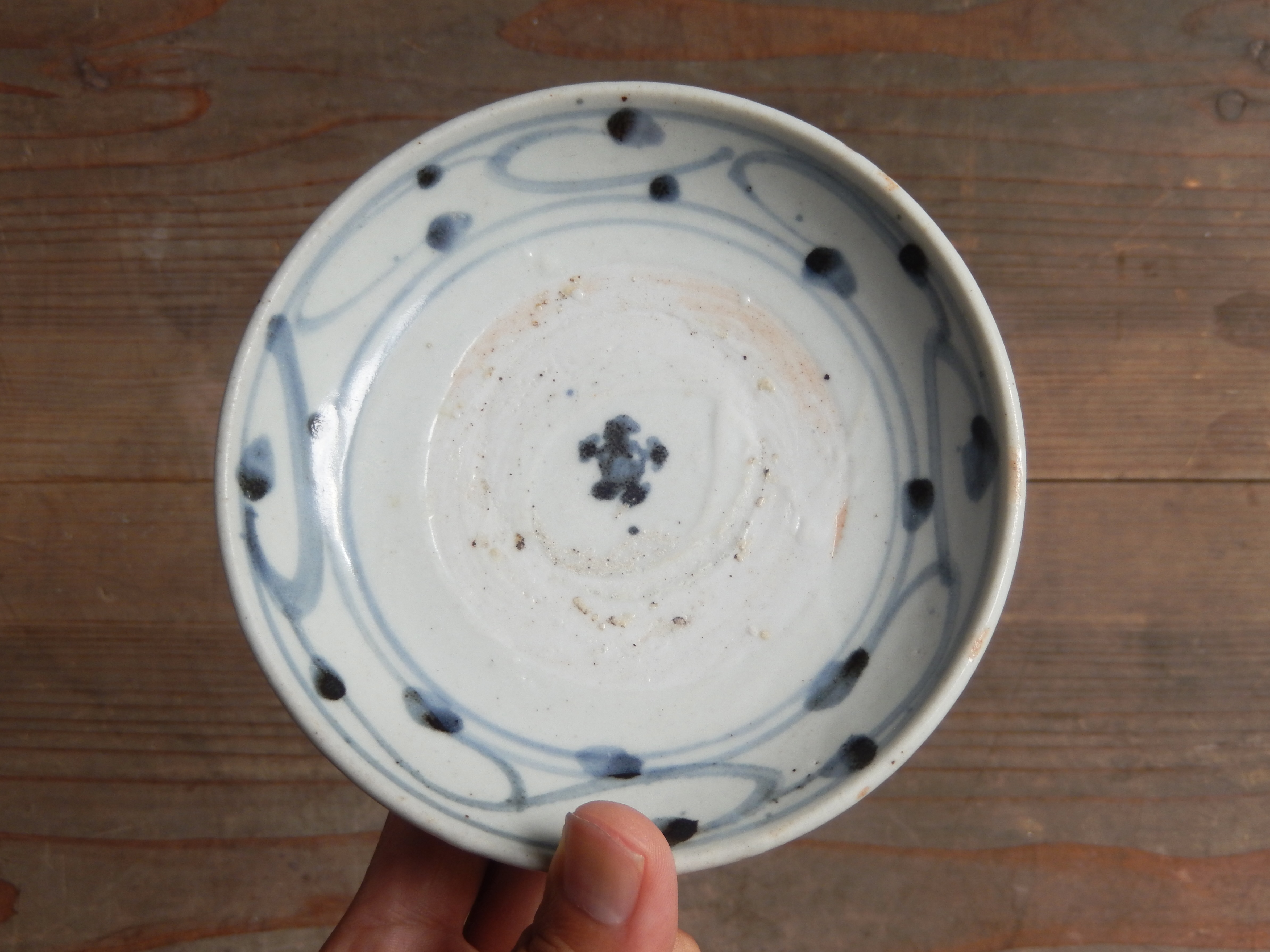 200年以上前に造られた染付の深皿「くらわんか」