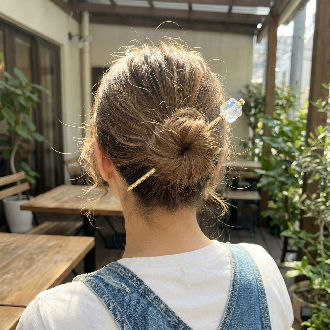 かんざしは「和装」だけじゃない！日常の服をクラスアップする魔法の1本