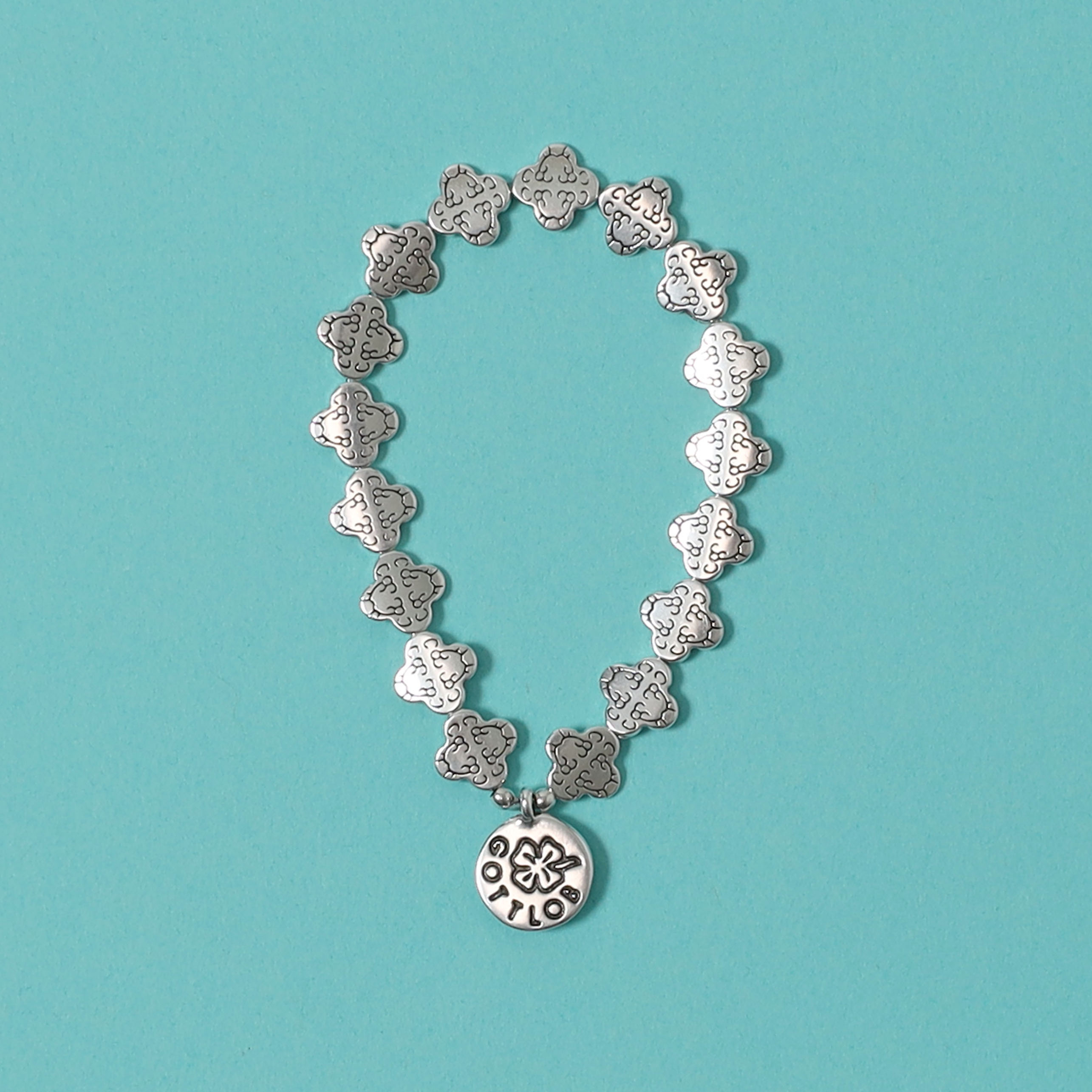 新しく取り扱いの始まる、アクセサリーブランドのご紹介です！！