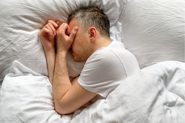 40代から増える“眠りが浅い”原因と対策