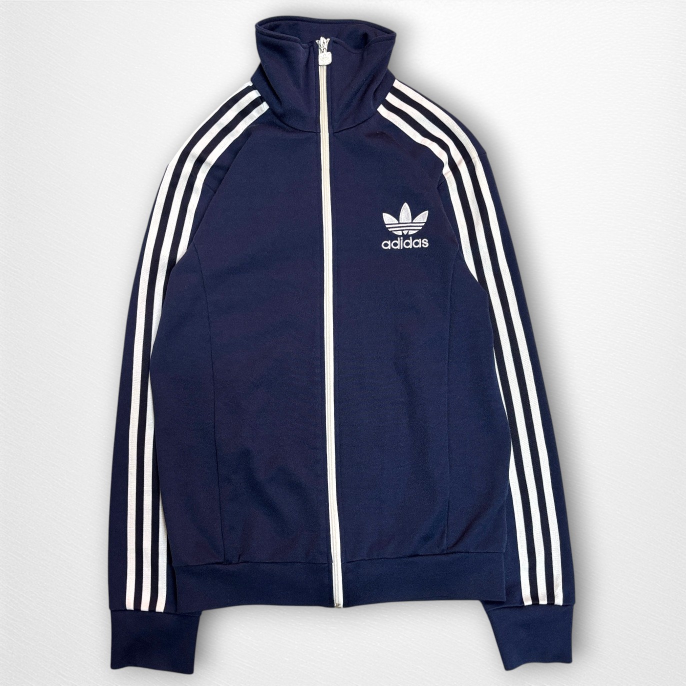 adidas　トラックジャケット＆スウェット入荷｜札幌韓国古着