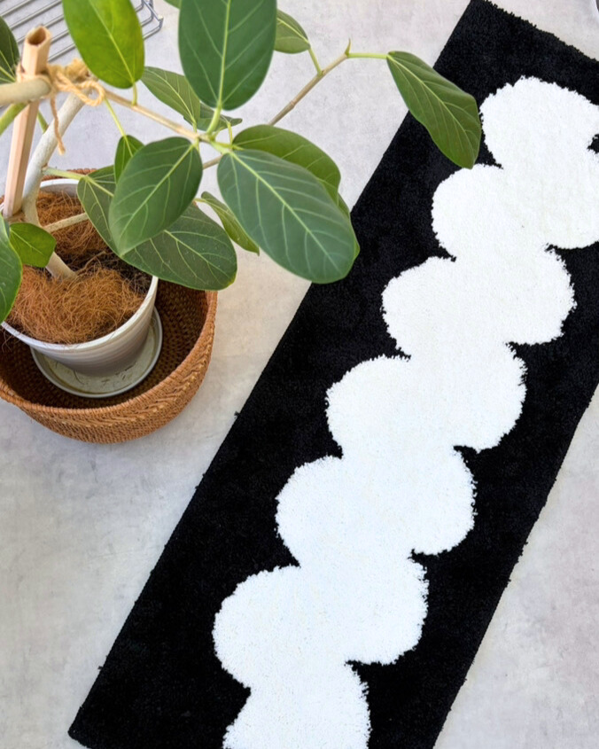 【デザインラグ】季節をとわず使えるモノトーンカラーラグ✨