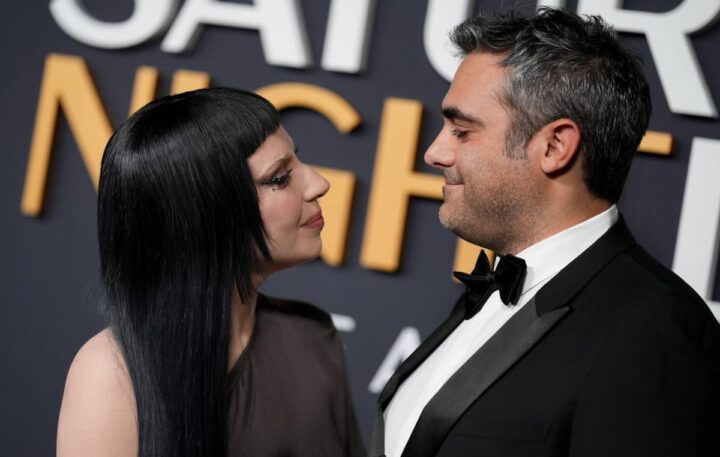 レディー・ガガ、婚約者のマイケル・ポランスキーとの第一子を出産したと報道