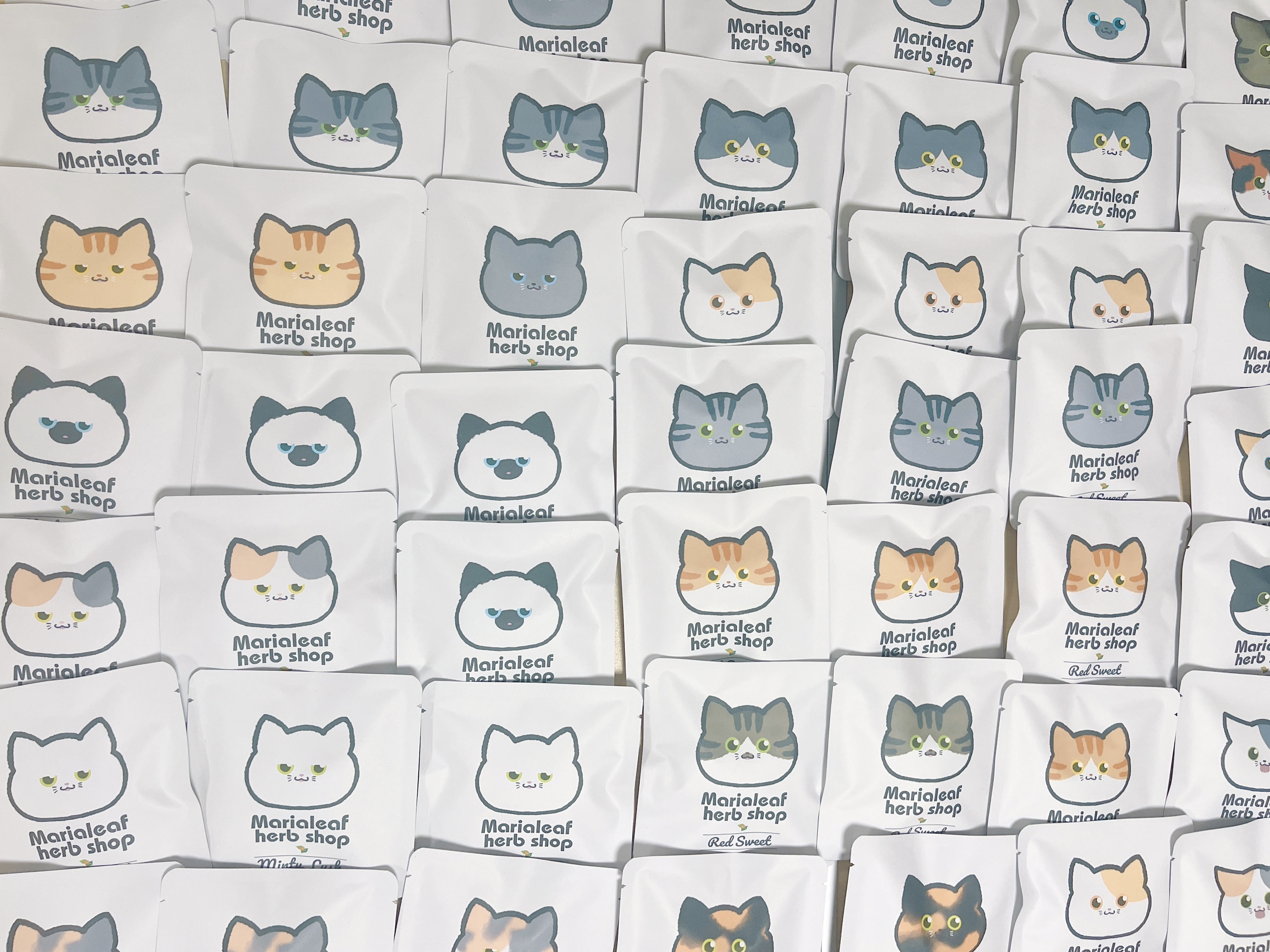 猫好きさんへのプレゼントや、癒しのティータイムにぴったりです。