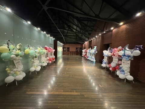 舞台「魔法使いのパレード」お祝いバルーンの製作を担当いたしました