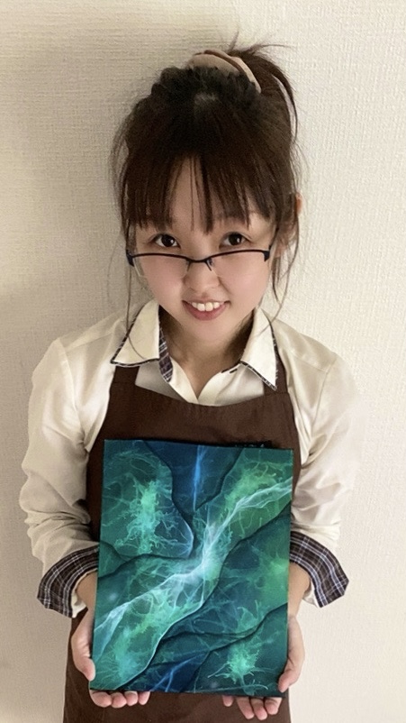 落ち着いた色合いでうまく描けました🥰