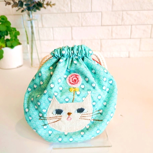 【NEW】まん丸巾着ポーチ