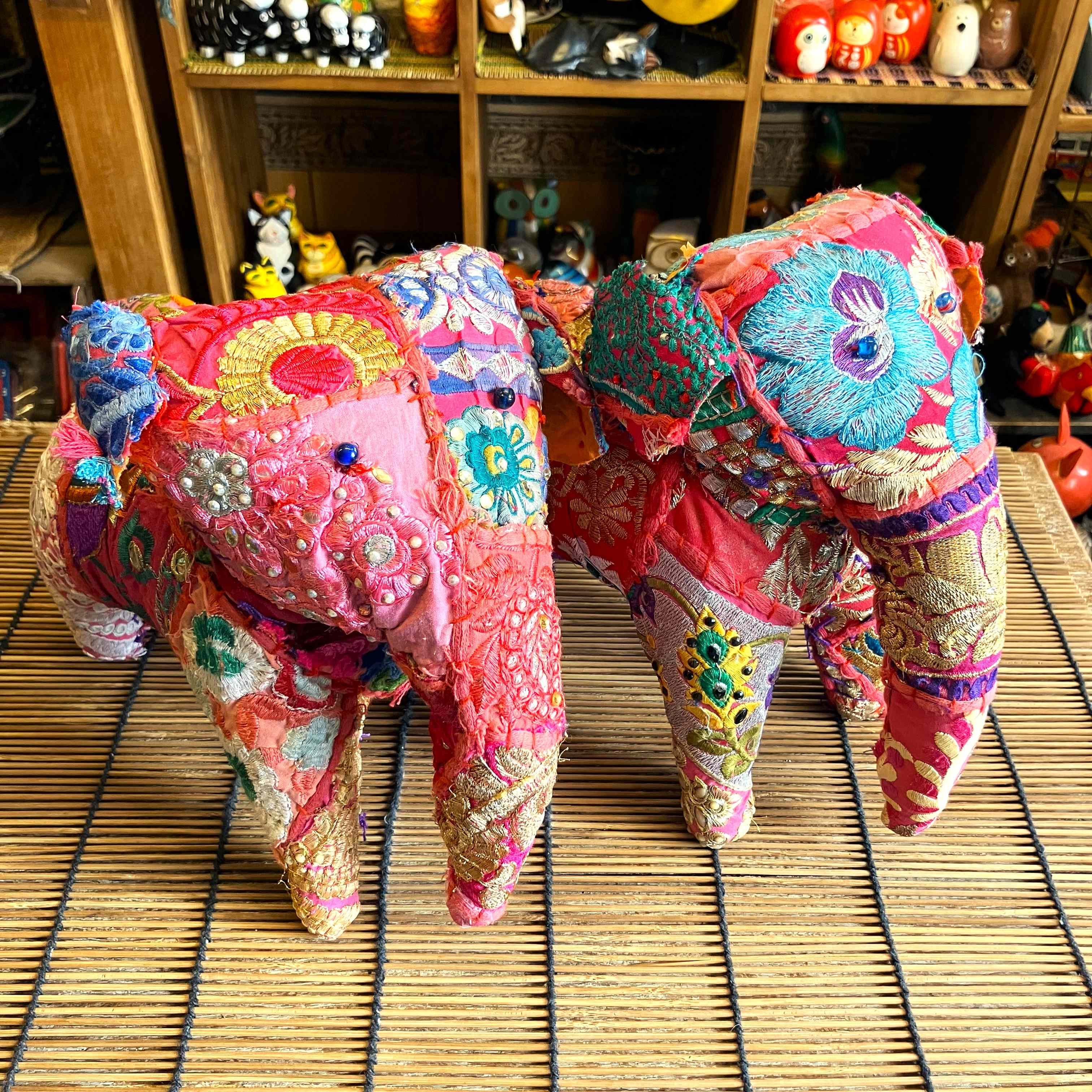 でっかい象さんのぬいぐるみオブジェをUPしました。