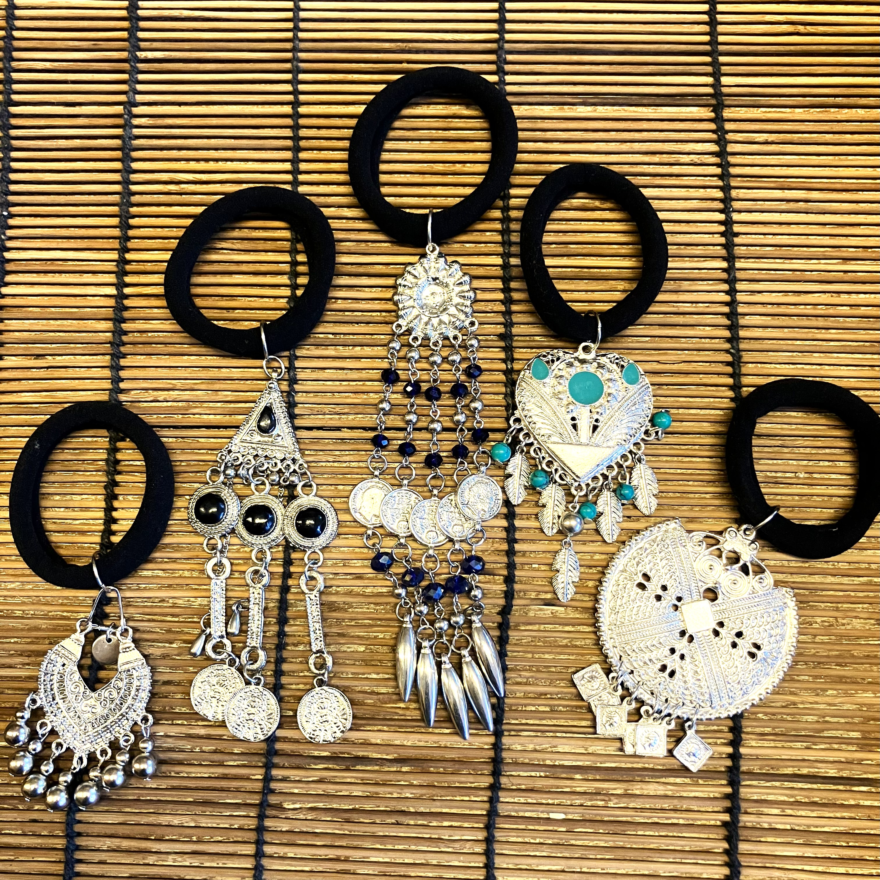 遊牧民になったようなヘアゴム