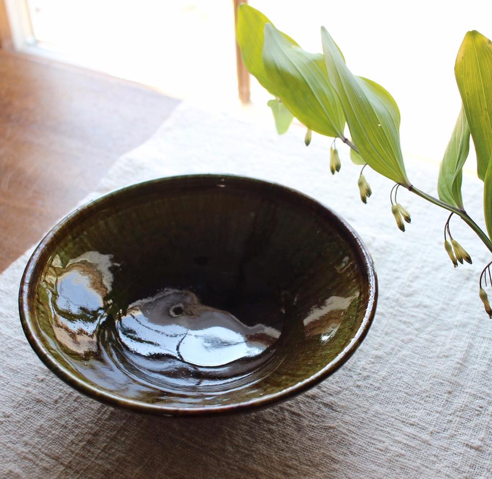 田尾明子さんの器。...美しい鉢です。