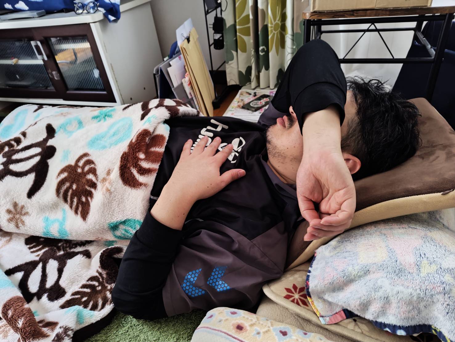 【なぜ、私は“痛み”の中で描き続けるのか】