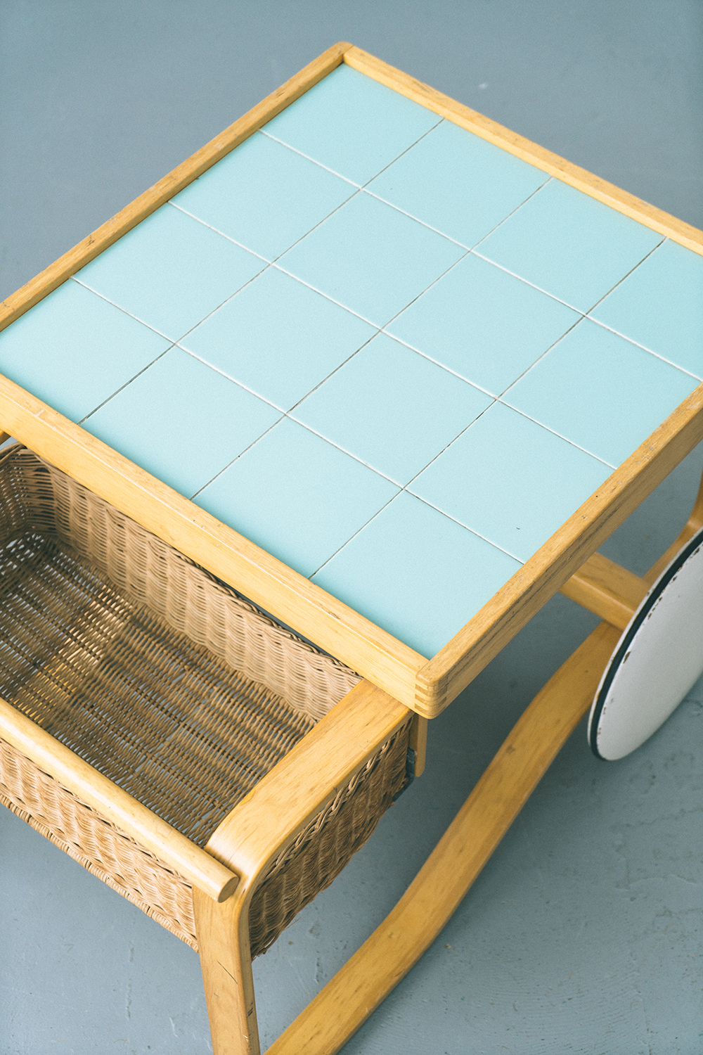 Alvar Aalto | Tea Trolley 900 (Mint Green Tile)