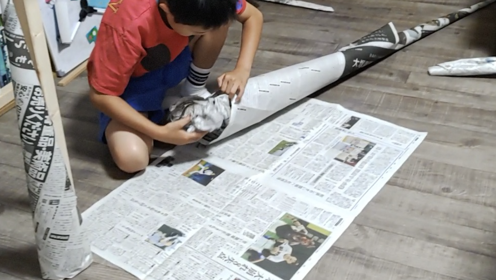 新聞紙タワーは剣より強し?