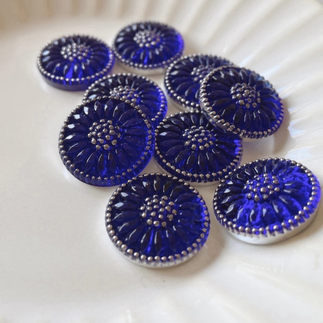 青いアクセサリーシリーズのご紹介