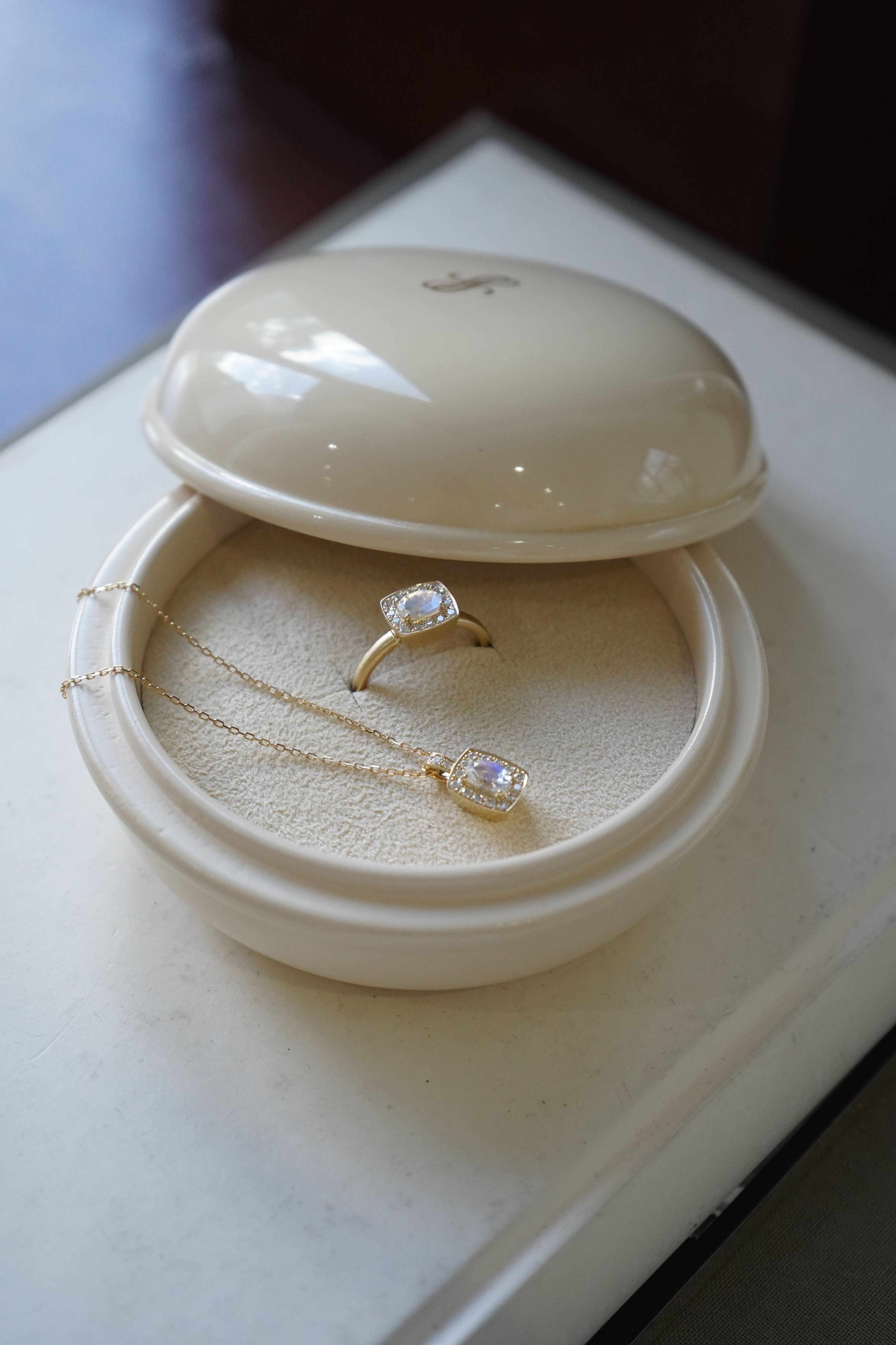 漆塗りジュエリーケース