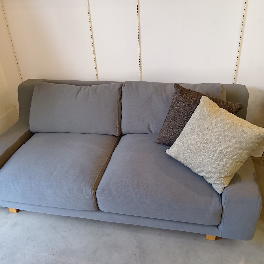 新居での暮らしに彩りを。家具選びの時間も、特別なひととき