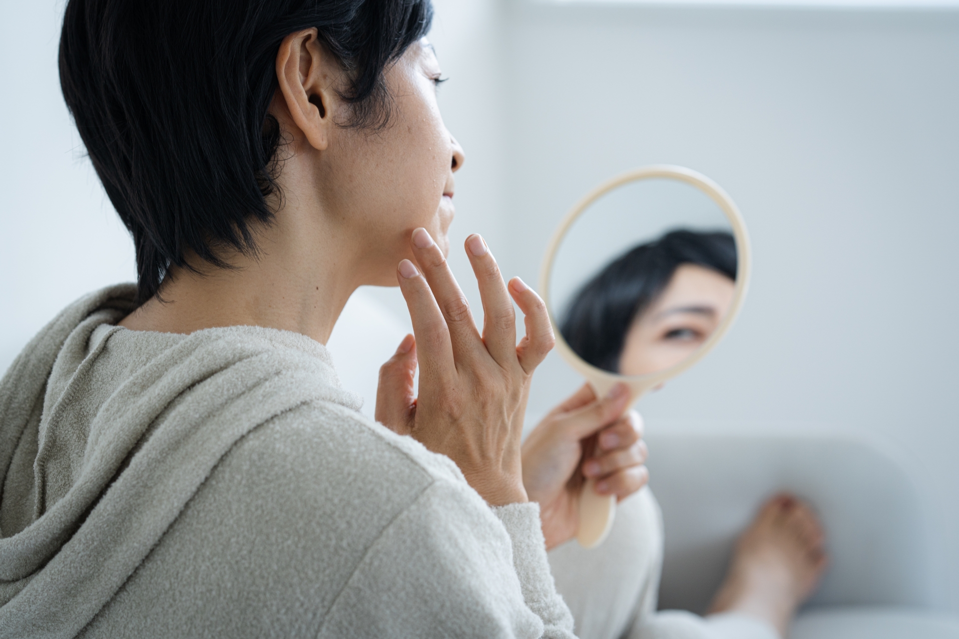 肌のハリもくすみも…40代から感じる“顔の変化”はこうケアする