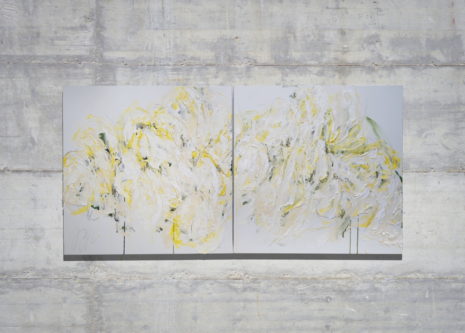 新作 抽象的な黄色い花2連キャンバスの現代アート作品 "Flowers" 加わりました!