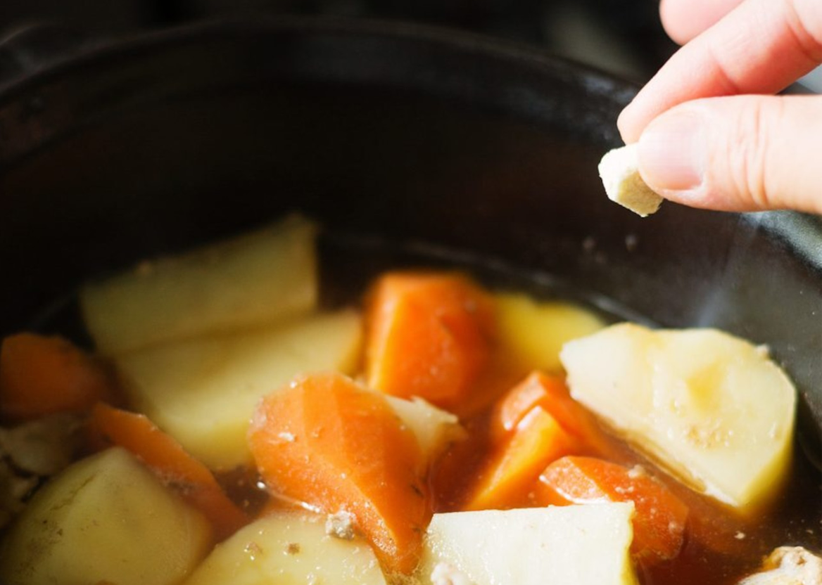 にんにくの皮むき・みじん切りから解放！フリーズドライ有機にんにくという答え。