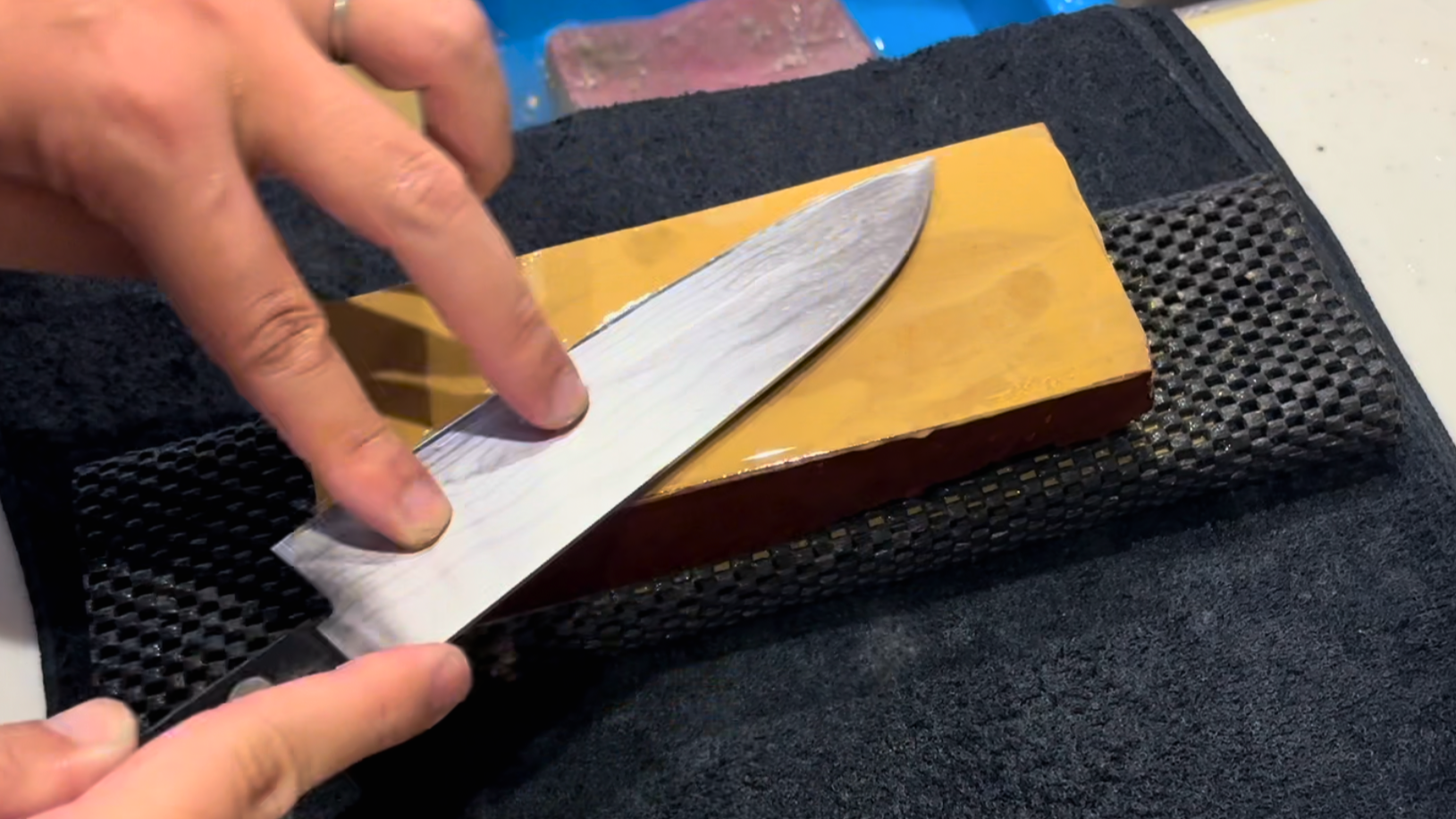 When to sharpen knives