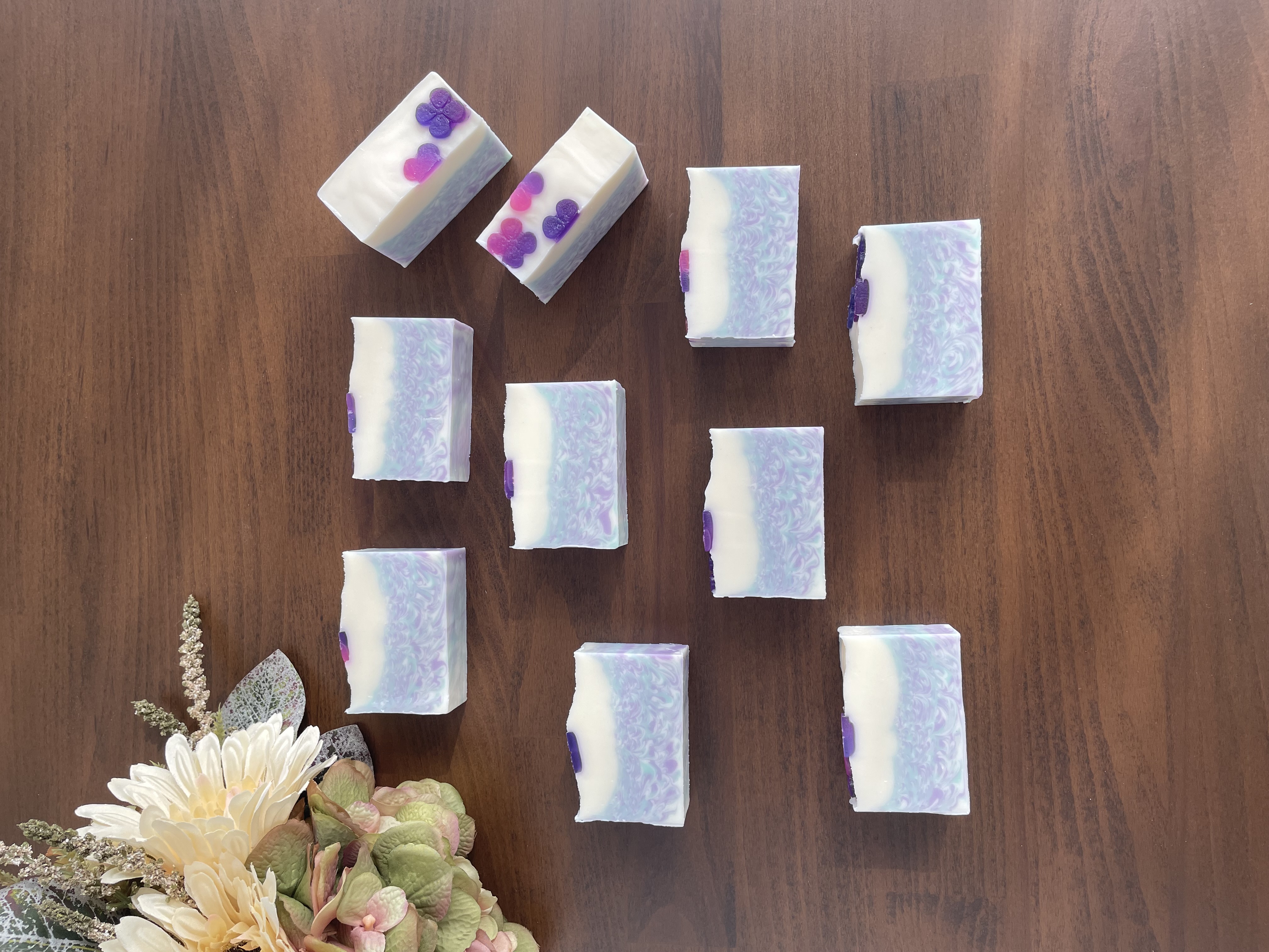 夏のお肌にやさしい🌿ハトムギあじさい石けんを作りました