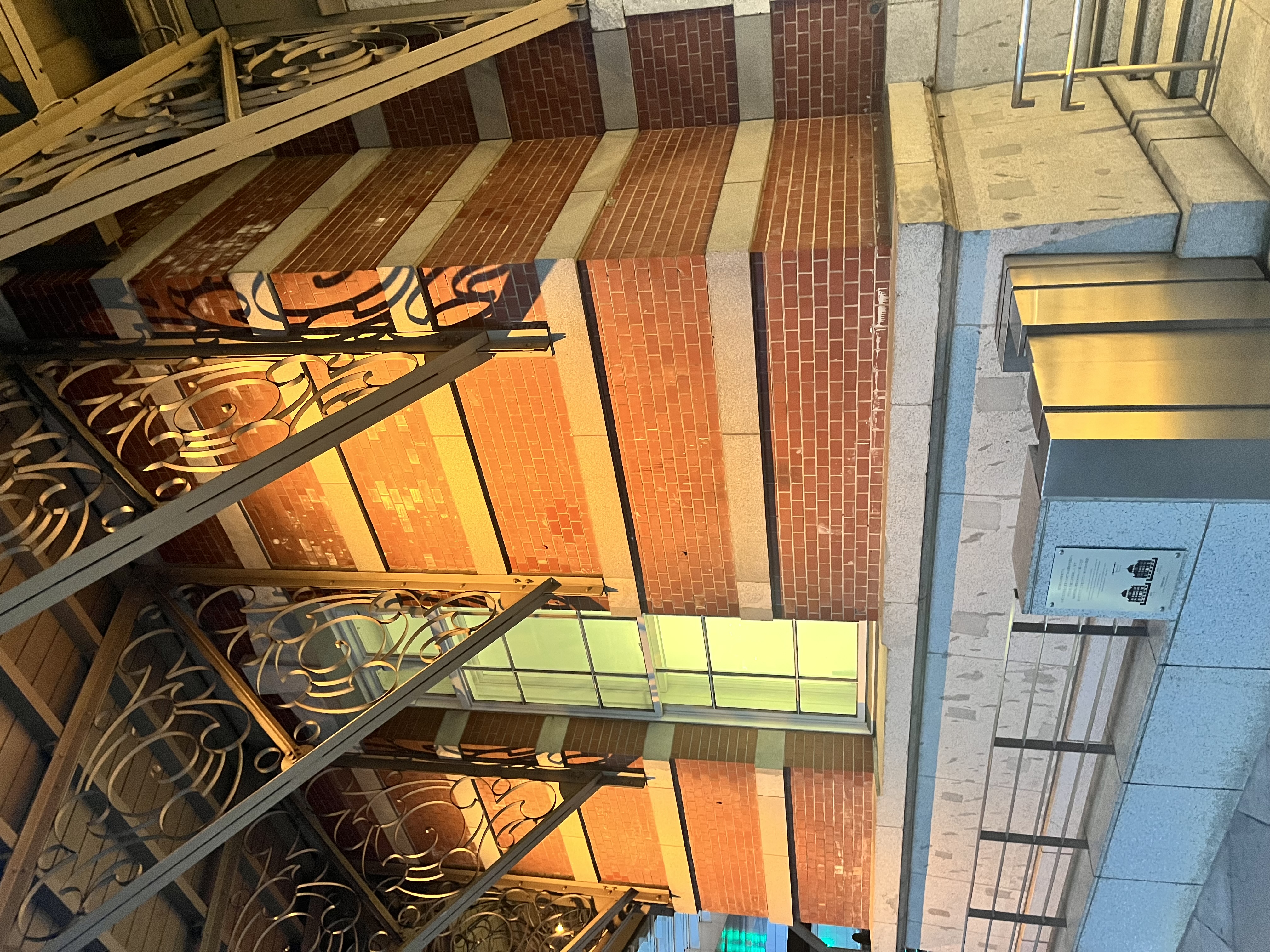 恋に疲れている大人の女性が再び恋を楽しむたった1つの方法