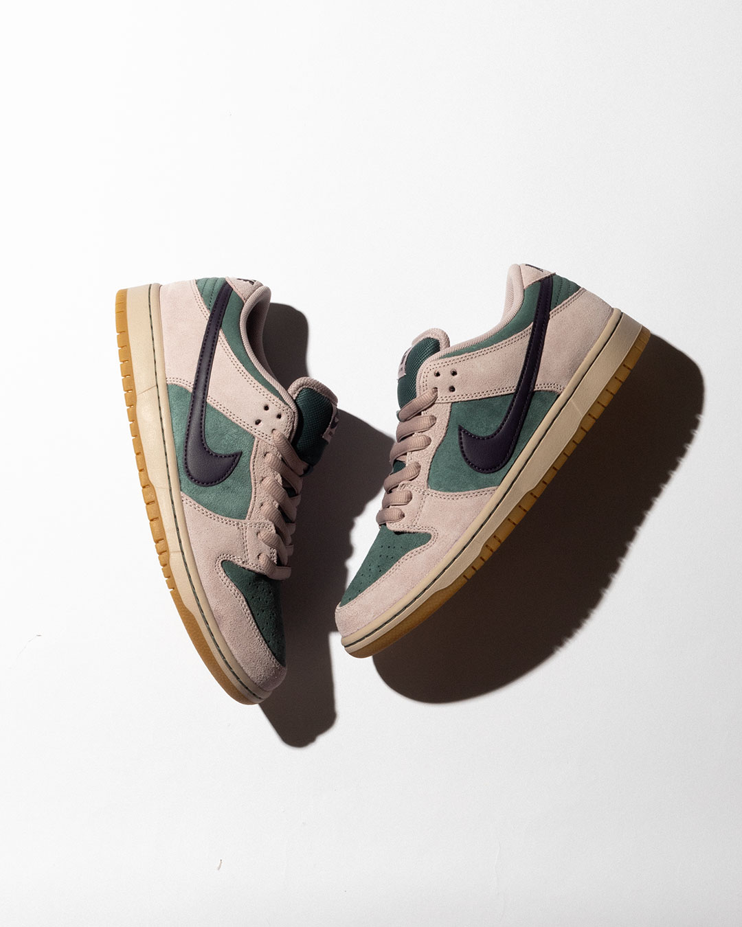 通が好むNIKE SBのインラインダンク。