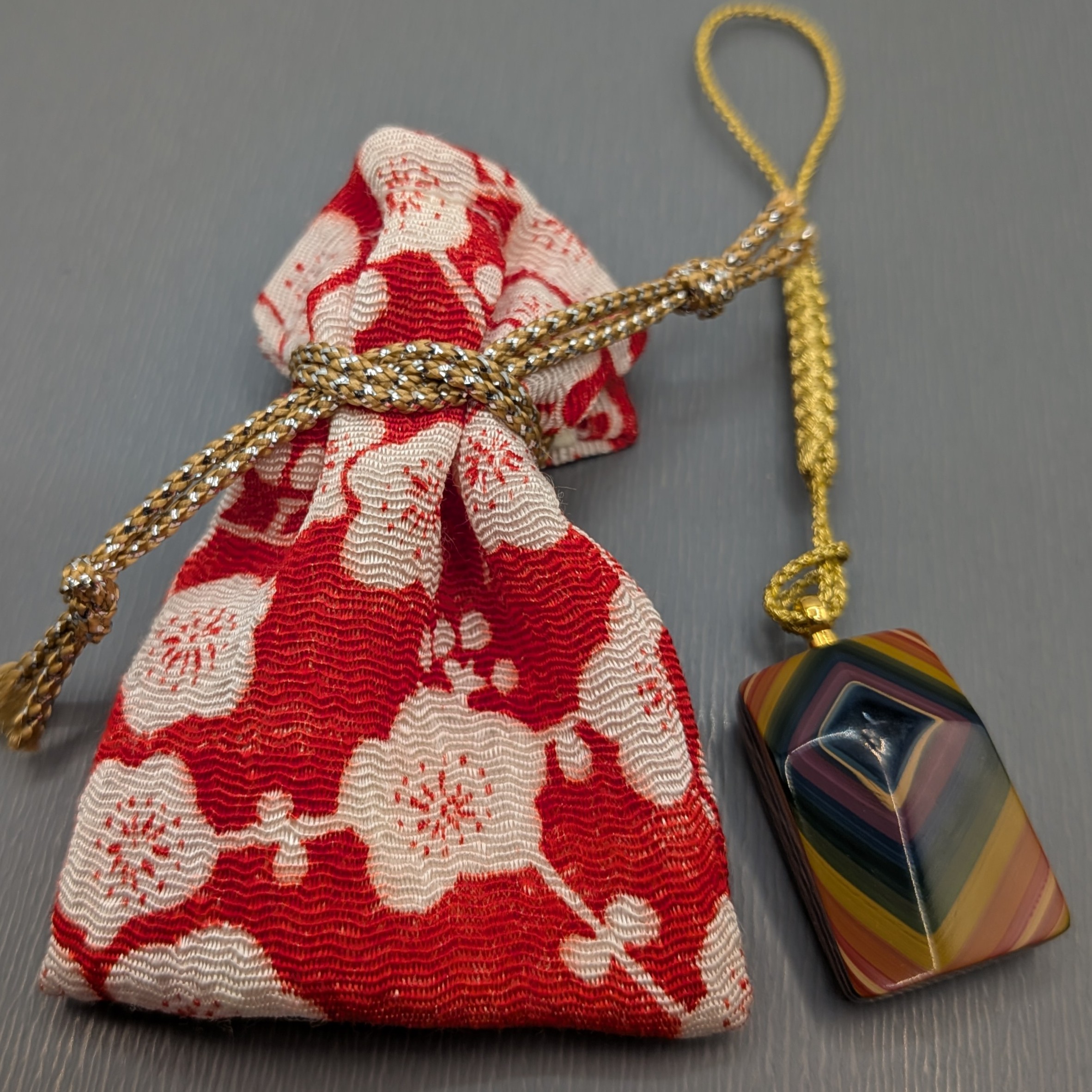 ギフト用の巾着袋を試作しました。